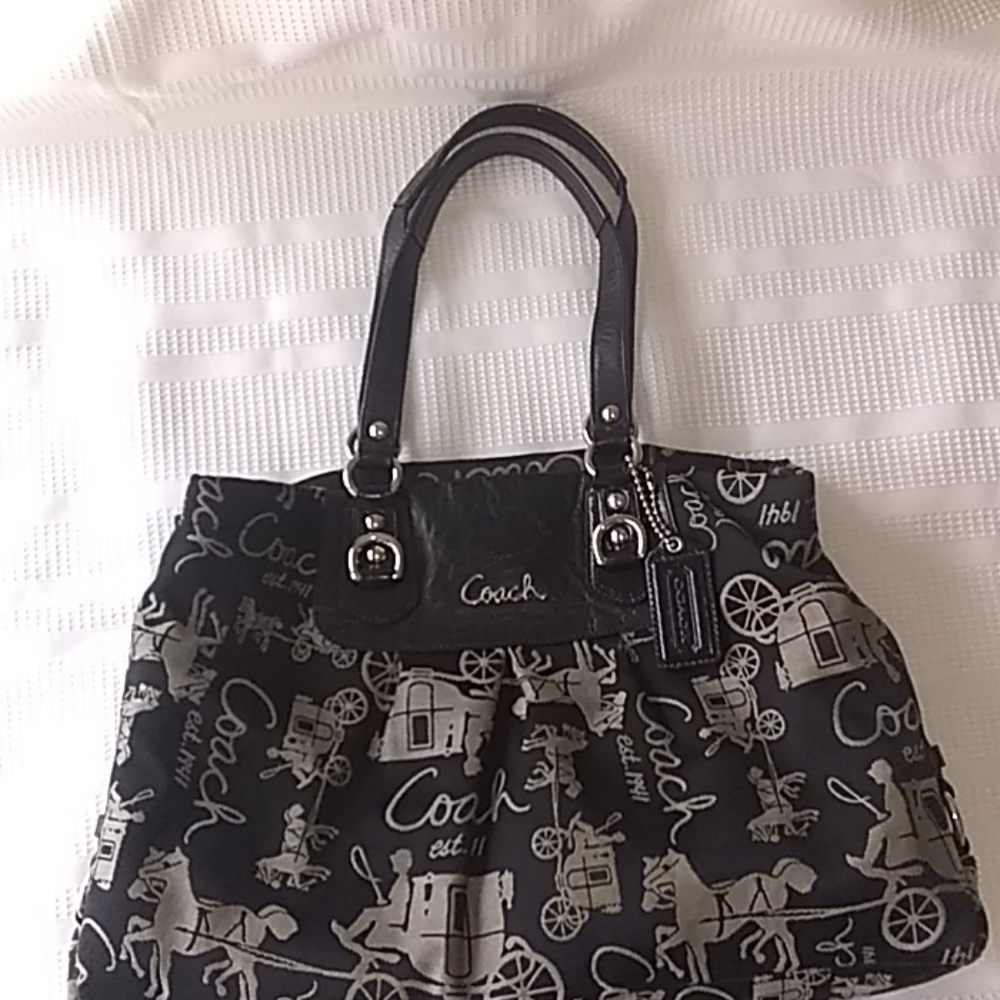 Authentic Coach purse - Picture 3 of 8